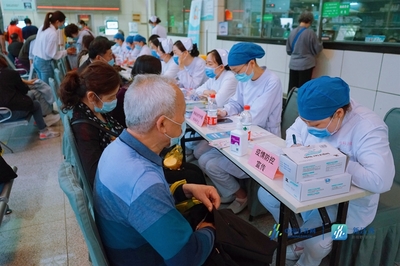 守衛健康，未病先防 南京腦科醫院護理部舉辦大型義診，共筑健康防線